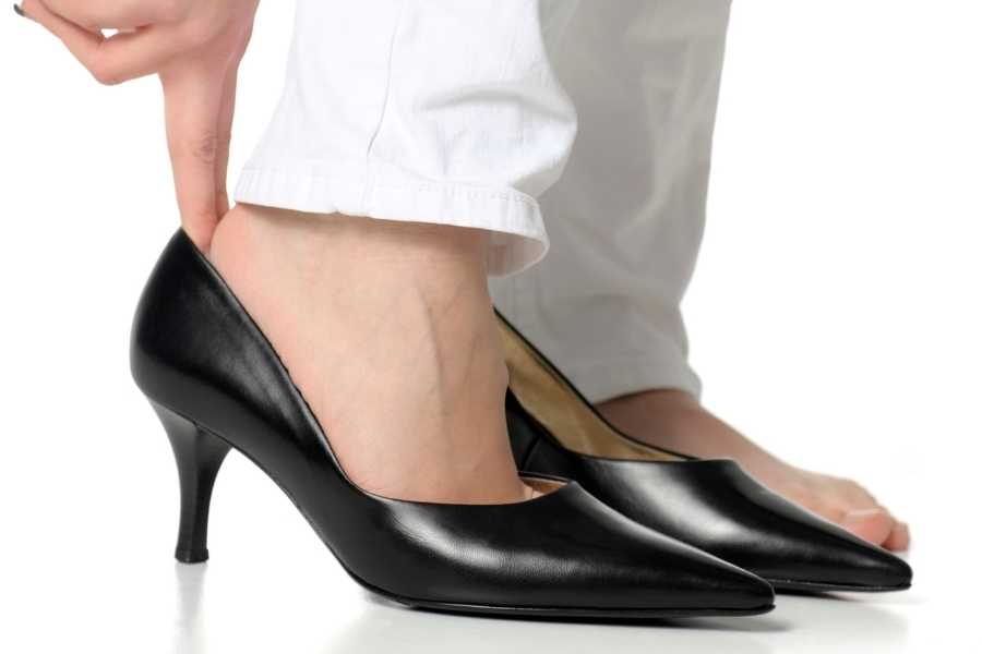 how to stop dress shoes from squeaking