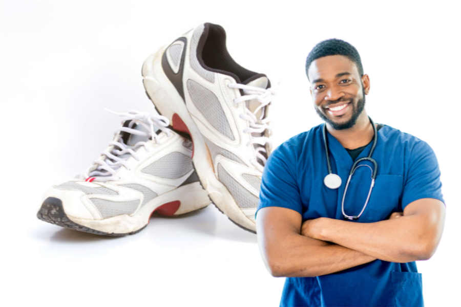 Best Shoes for Male Nurses Buying Guide