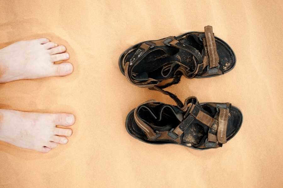 Best Sandals for Flat Feet Buying Guide