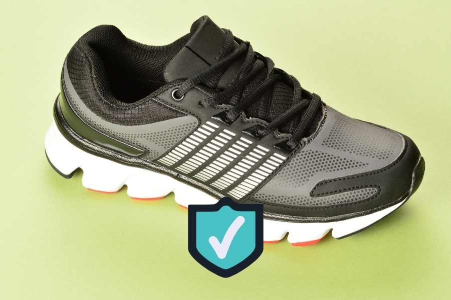 Best Shoes for Retail Workers Buying Guide _ Stability & Safety