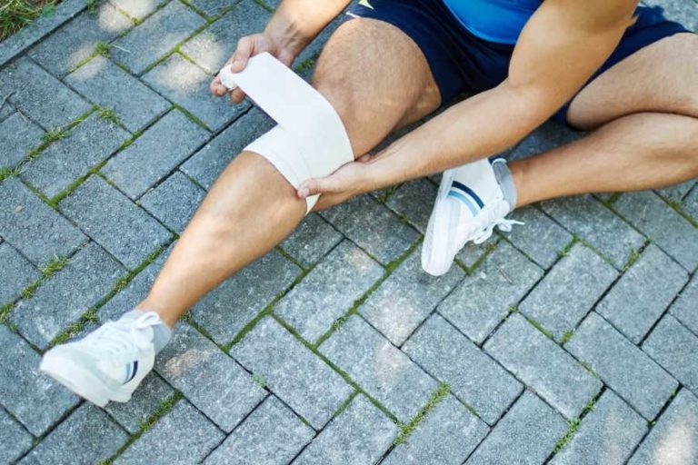 Best Shoes For Bad Knees In 2024