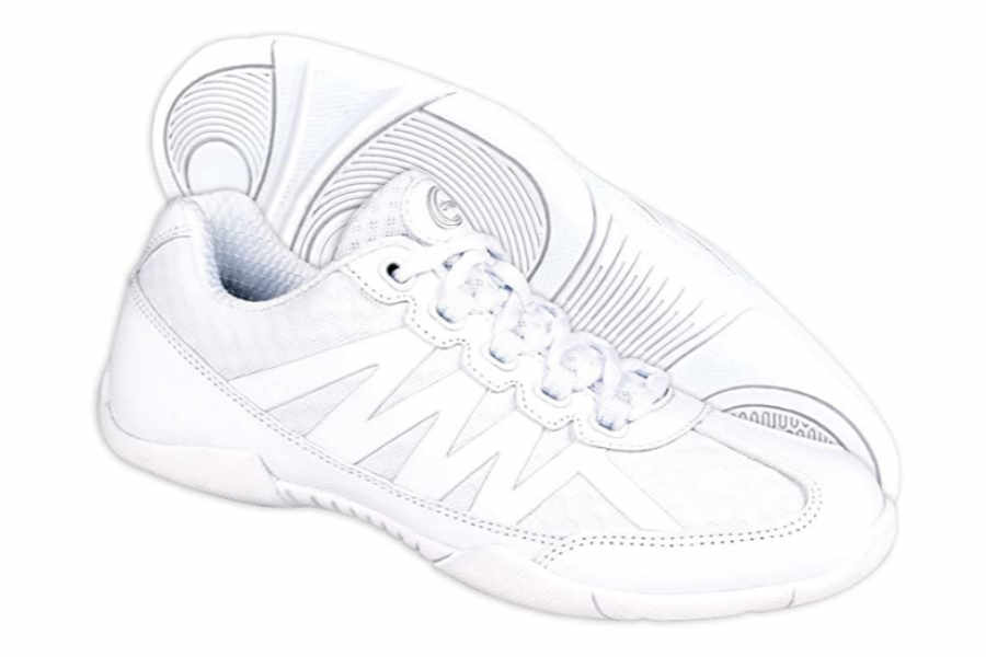 chassé Apex - Best Cheer Shoes for Bases -